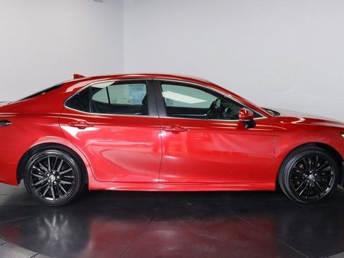 Used 2024 Toyota Camry SE w/ Cold Weather Package image 6