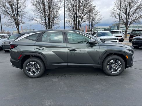 New 2026 Hyundai Tucson Blue SE AWD/4WD image 6