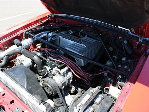 Used 1990 Ford Mustang GT RWD image 24