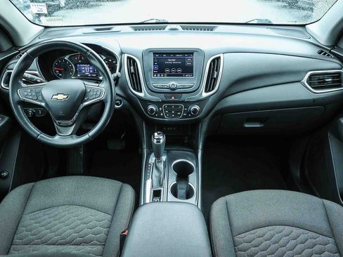 Used 2020 Chevrolet Equinox LT image 17