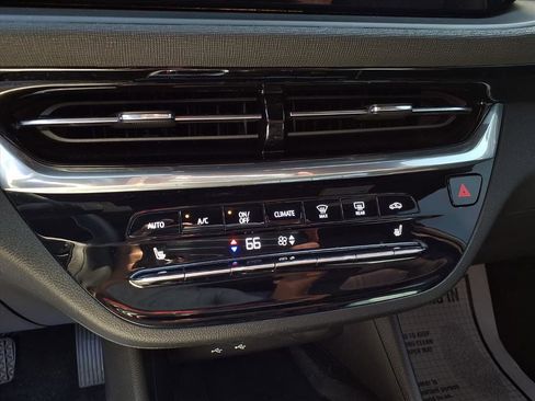 Used 2024 Buick Envista Avenir image 8