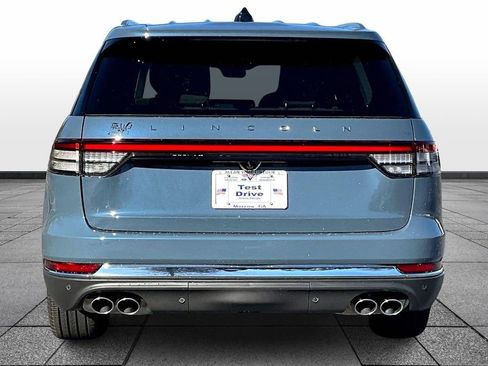 New 2026 Lincoln Aviator Reserve w/ Luxury Package image 4