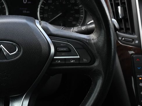 Used 2018 INFINITI Q50 Luxe AWD/4WD image 11