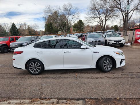 Used 2019 Kia Optima EX image 2