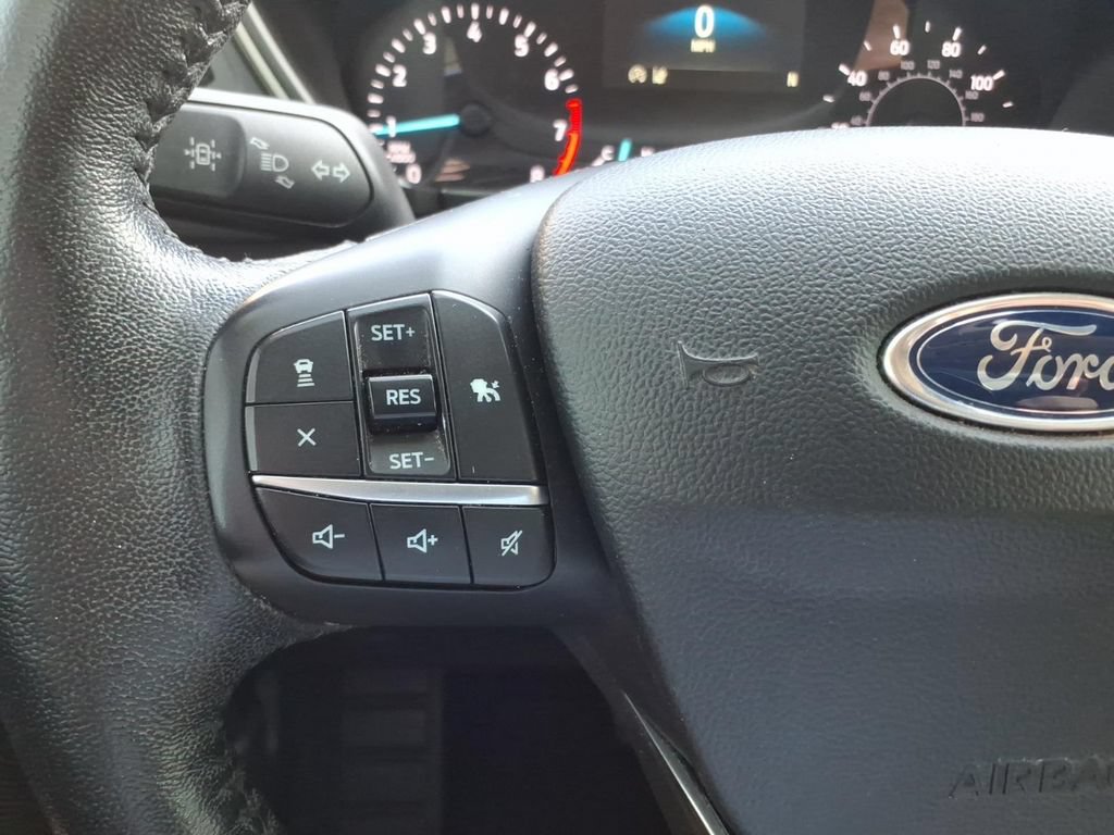 Used 2020 Ford Escape SEL FWD image 18