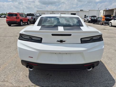 Used 2018 Chevrolet Camaro LT w/ RS Package RWD image 5