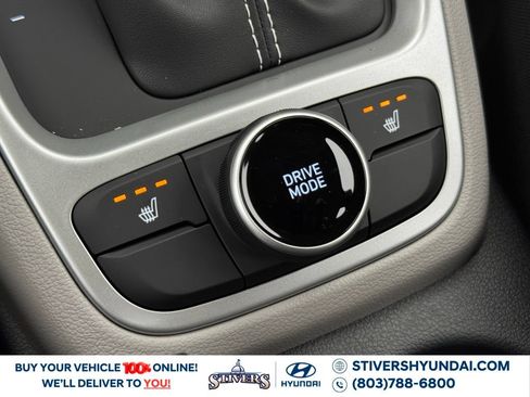 Certified 2026 Hyundai Venue SEL FWD image 29