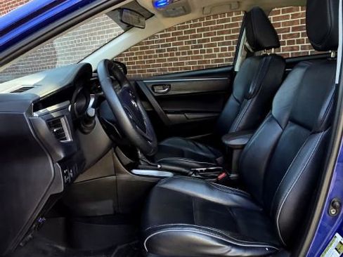 Used 2015 Toyota Corolla S Premium FWD image 12