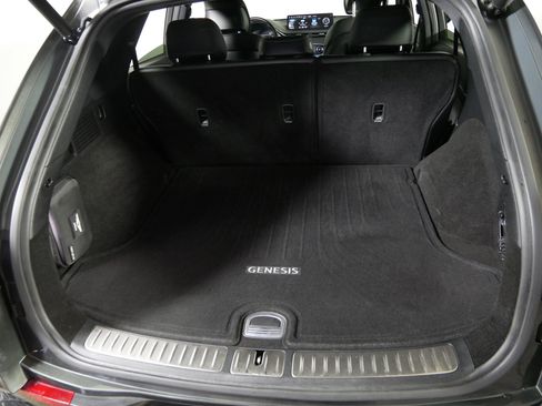 Used 2025 Genesis GV70 3.5T Sport w/ Sport Advanced Package AWD/4WD image 18