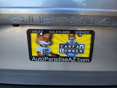 Used 2014 Toyota Sienna SE image 6