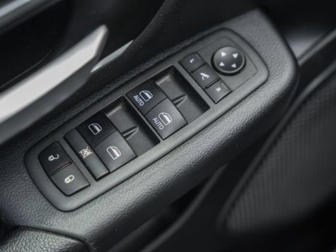 Used 2022 RAM 1500 Big Horn AWD/4WD image 49