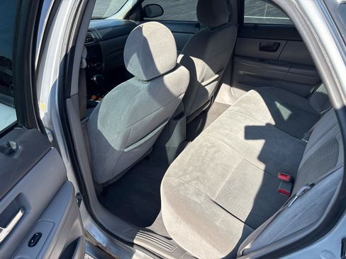 Used 2007 Ford Taurus SEL FWD image 19