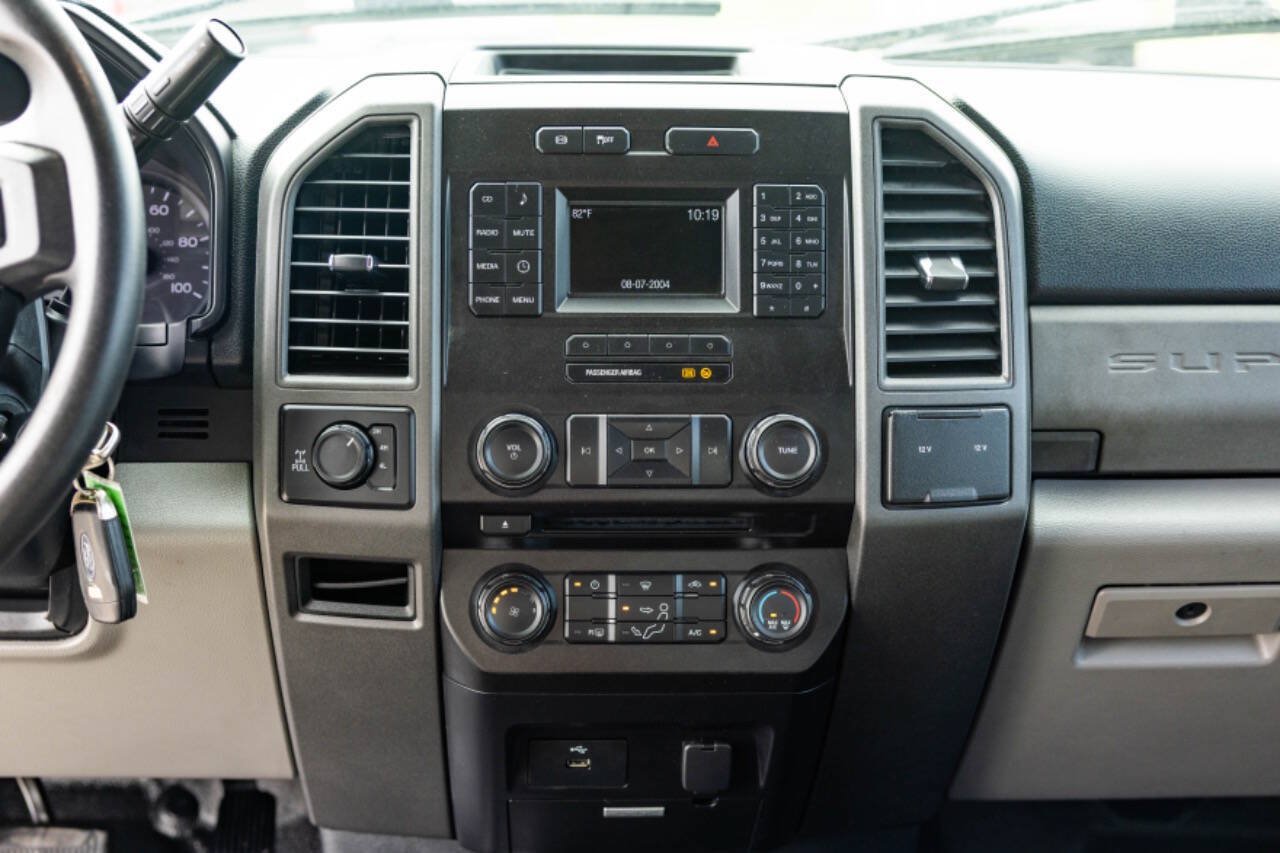 Used 2017 Ford F350 XL w/ Power Equipment Group AWD/4WD image 36