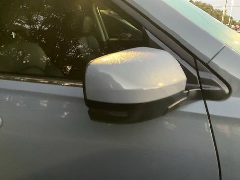 Used 2025 Honda Pilot Touring image 4