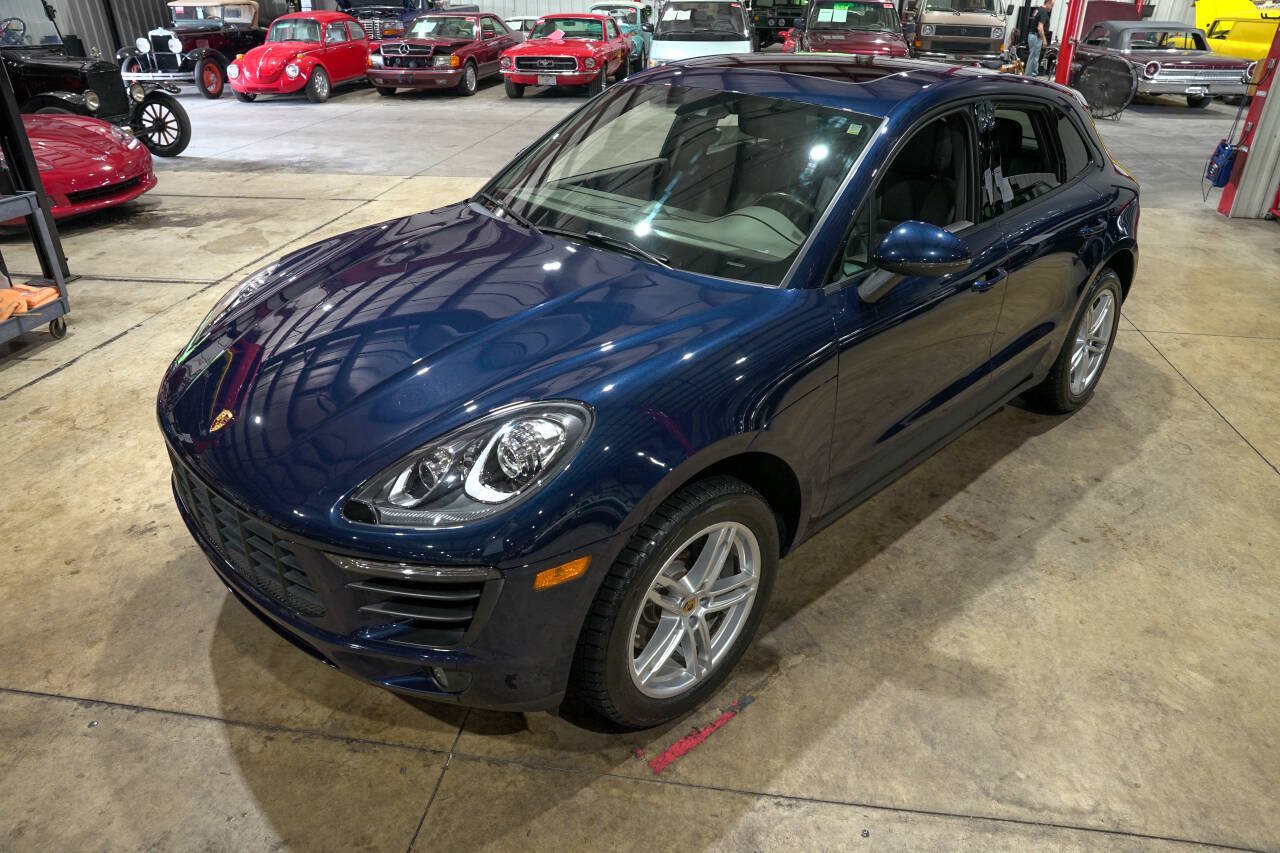 Used 2018 Porsche Macan AWD/4WD image 15