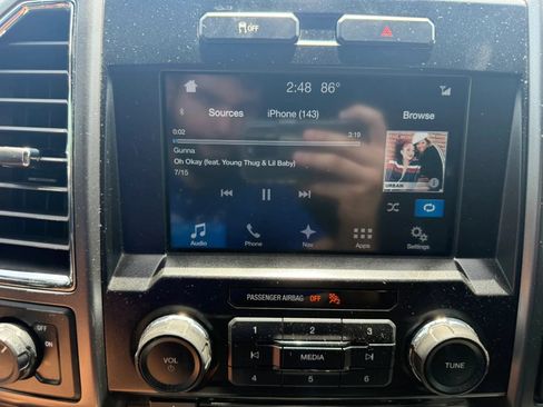 Used 2017 Ford F150 XLT w/ Equipment Group 302A Luxury RWD image 38