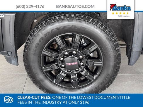 Certified 2025 GMC Sierra 2500 AT4 AWD/4WD image 4