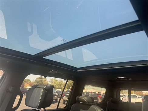 Used 2023 Jeep Grand Wagoneer Series III image 46