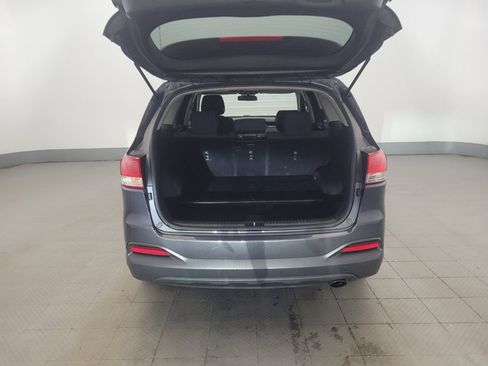 Used 2016 Kia Sorento AWD image 29