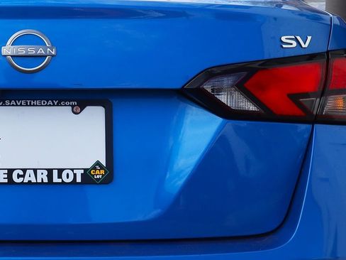 Used 2023 Nissan Versa SV image 20