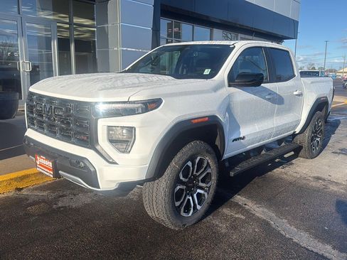 New 2026 GMC Canyon AT4 w/ Technology Plus Package AWD/4WD image 10