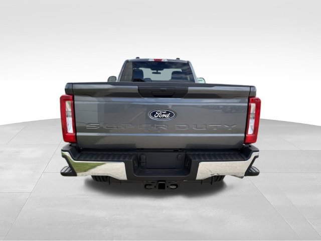 New 2027 Ford F350 XLT w/ FX4 Off-Road Package AWD/4WD image 13