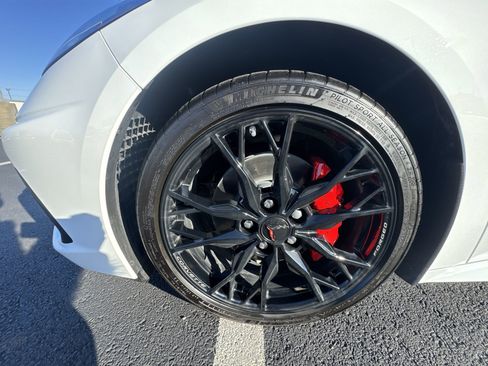 Used 2025 Chevrolet Corvette Stingray Coupe w/ 1LT image 10