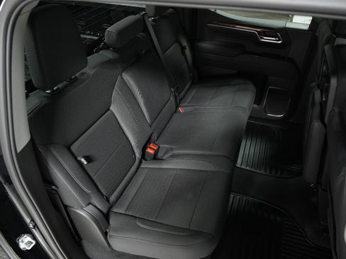 New 2026 GMC Sierra 1500 Elevation image 14