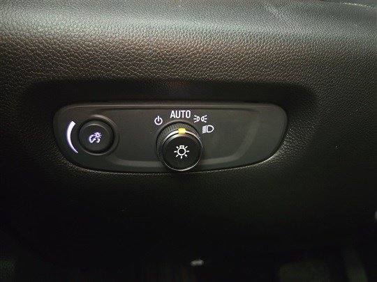 Certified 2023 Chevrolet Traverse RS AWD/4WD image 33