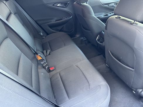 Used 2019 Chevrolet Malibu LT FWD image 21