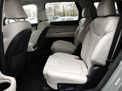 Used 2021 Hyundai Palisade SEL w/ Premium Package image 26