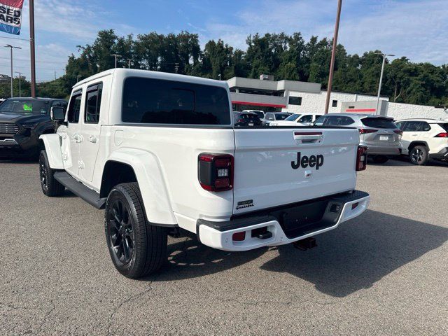 Used 2023 Jeep Gladiator Overland AWD/4WD image 4