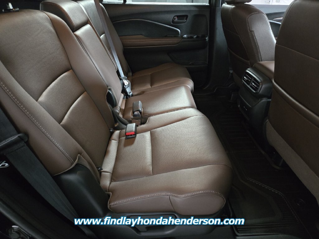 Certified 2025 Honda Passport EX-L image 21