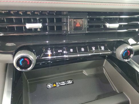 New 2026 Chevrolet Tahoe RST image 18