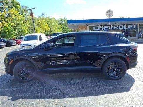 New 2026 Chevrolet Equinox EV LT image 10