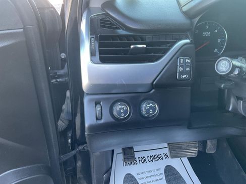 Used 2017 Chevrolet Tahoe LT image 12