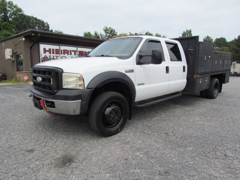 Used 2006 Ford F450 4x4 Crew Cab Super Duty image 1