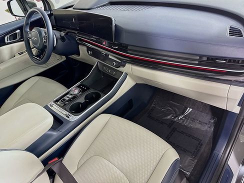 Used 2026 Kia Carnival SX Prestige FWD image 35