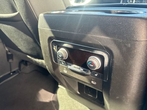 Used 2023 Chevrolet Tahoe Premier image 28