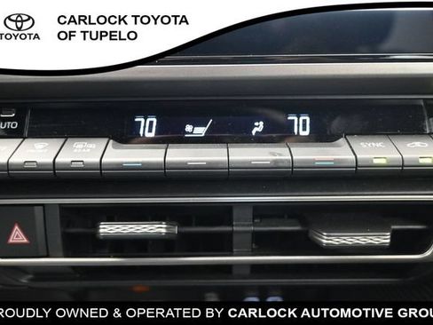 Used 2026 Toyota Camry SE FWD image 30