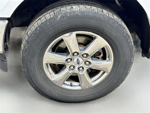 Used 2019 Ford F150 XLT w/ XTR Package image 28