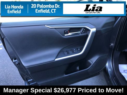 Used 2019 Toyota RAV4 Limited image 13