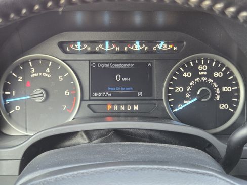 Used 2019 Ford F150 XLT w/ Equipment Group 302A Luxury AWD/4WD image 12