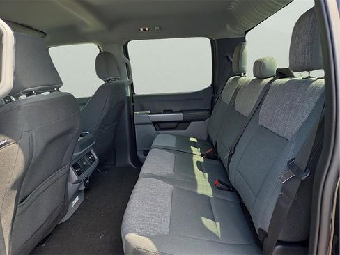 New 2025 Ford F250 XLT w/ FX4 Off-Road Package image 10