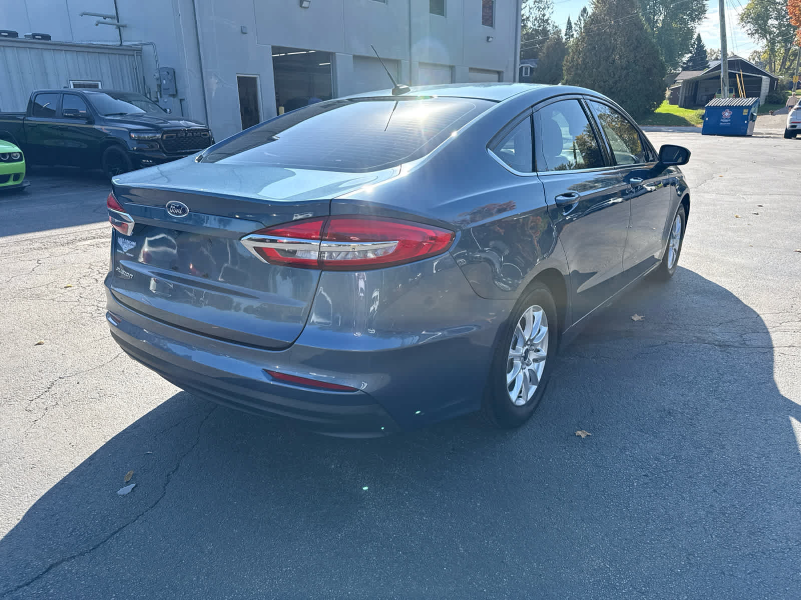 Used 2019 Ford Fusion S FWD image 3