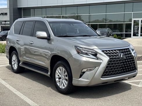 Used 2022 Lexus GX 460 Premium w/ Premium Package AWD/4WD image 3