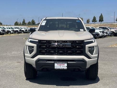 New 2026 GMC Canyon Elevation w/ LPO, Black Badging Package RWD image 8