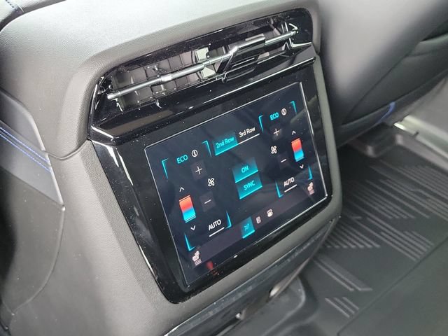 New 2026 Cadillac Escalade IQ Sport 1 w/ LPO, Floor Liner Package AWD/4WD image 17