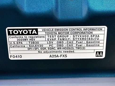 Used 2025 Toyota Camry XSE FWD image 35