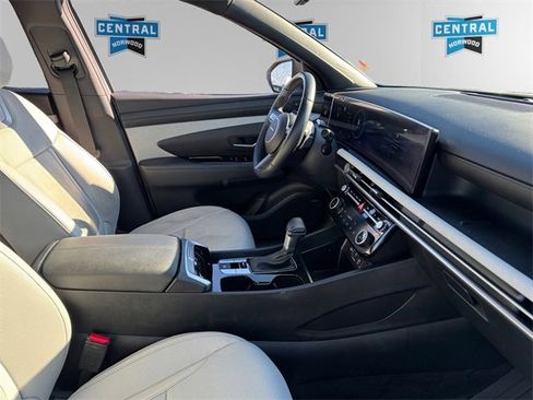 Used 2025 Hyundai Santa Cruz Limited image 15